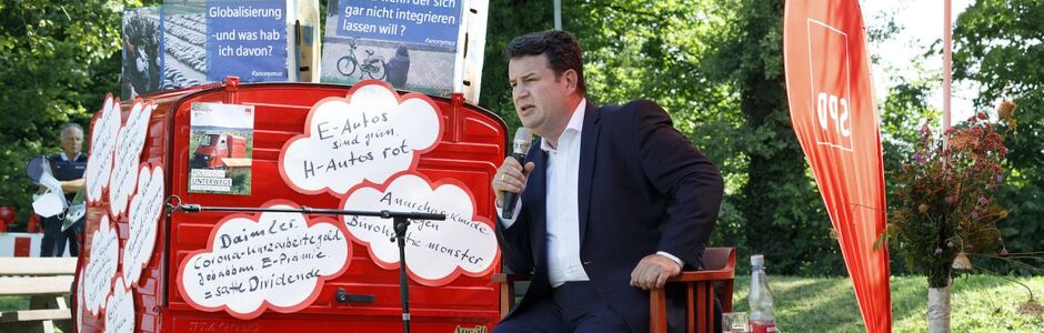 Hubertus Heilauf dem 44. Roter Stuhl