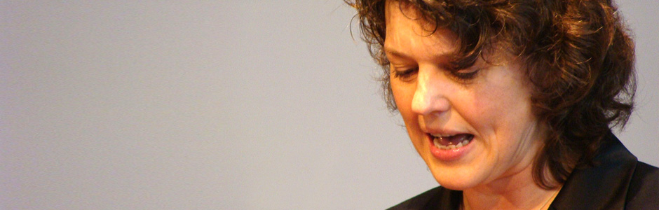 Ute Vogt auf dem Roten Stuhl